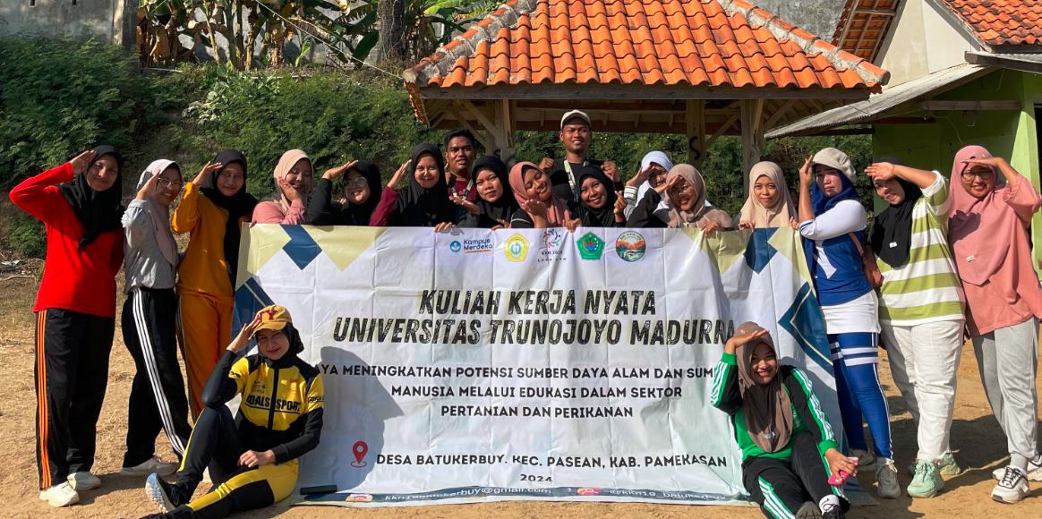 kkn universitas trunojoyo madura di desa batukerbuy