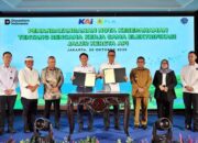 PLN dan KAI Tandatangani Nota Kesepahaman Elektrifikasi Jalur Kereta Api, Dorong Transportasi Rendah Emisi
