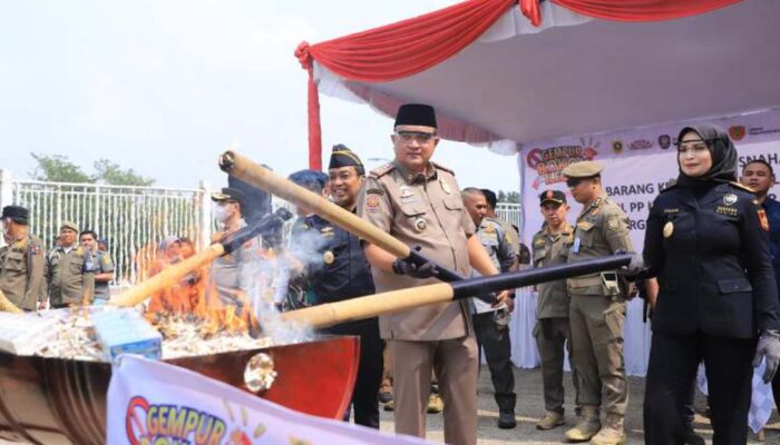 Pemkab Bogor Bersama Ditjen Bea Cukai Jabar Musnahkan 1,8 Juta Batang Rokok Ilegal, Selamatkan Kerugian Negara Rp1,4 Miliar