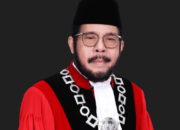profil anwar usman